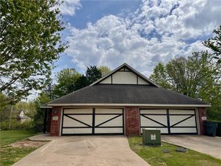 114 & 116 S Ray Avenue, Fayetteville, AR 72701
