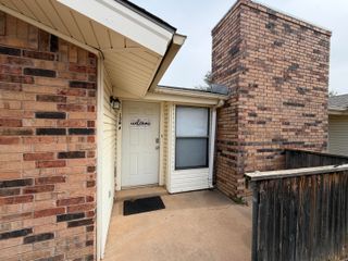 136 N Troy Avenue, Lubbock, TX 79416