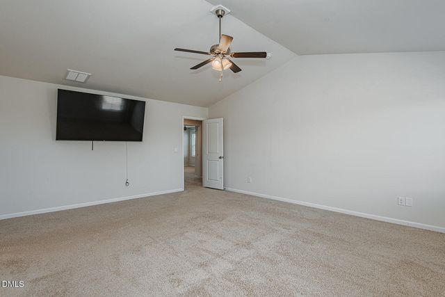 2009 Summer Walk Drive, Mebane, NC 27302