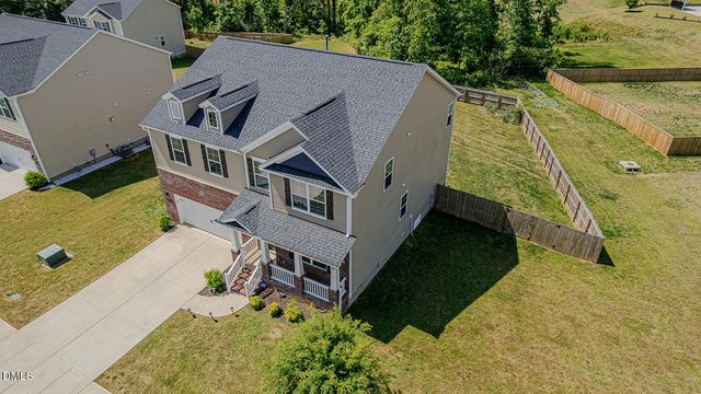 2009 Summer Walk Drive, Mebane, NC 27302