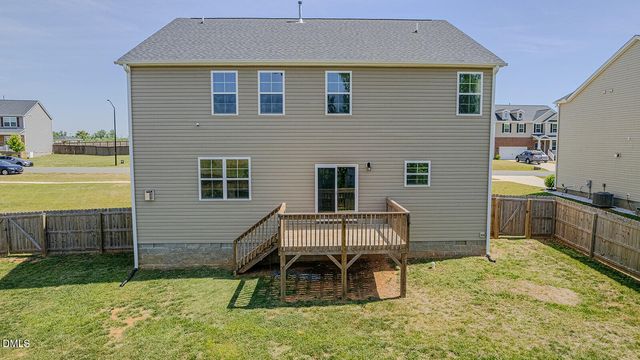 2009 Summer Walk Drive, Mebane, NC 27302