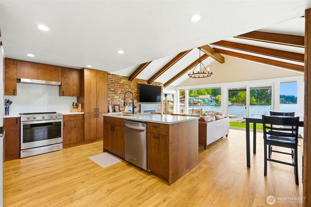 4302 Peninsula Road, Stanwood, WA 98292