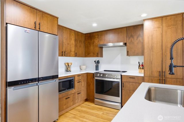 4302 Peninsula Road, Stanwood, WA 98292