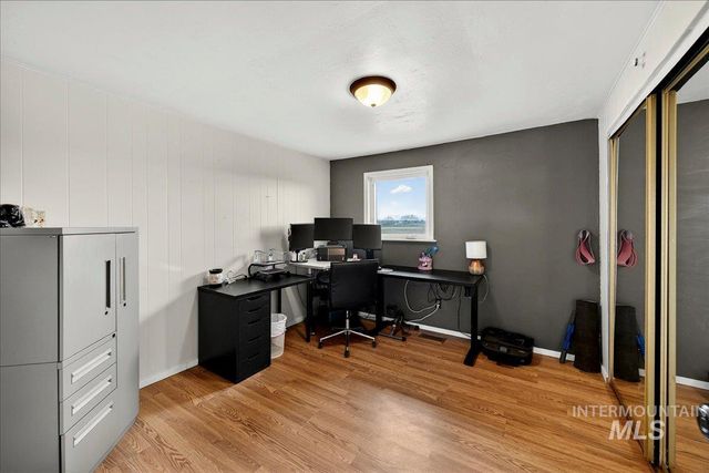 8601 S Cloverdale Rd, Boise, ID 83709