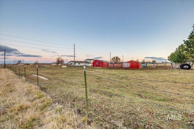 8601 S Cloverdale Rd, Boise, ID 83709