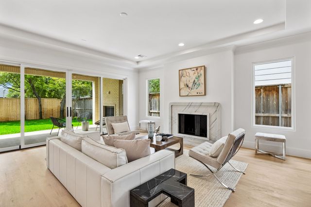 4606 Cowan Avenue, Dallas, TX 75209