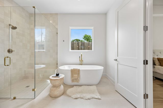 4606 Cowan Avenue, Dallas, TX 75209