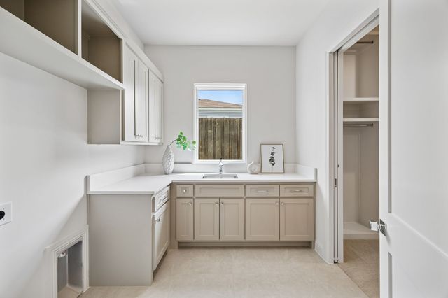 4606 Cowan Avenue, Dallas, TX 75209