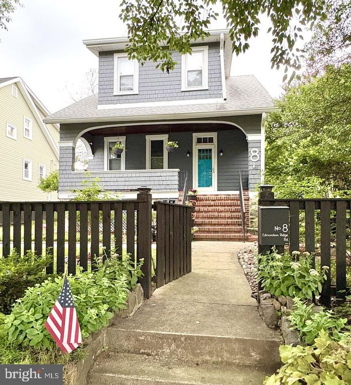 8 EDMONDSON RIDGE RD, Catonsville, MD 21228
