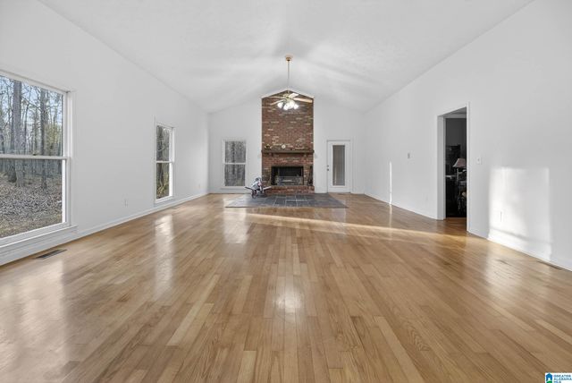 105 WOODCREST DRIVE, Anniston, AL 36207