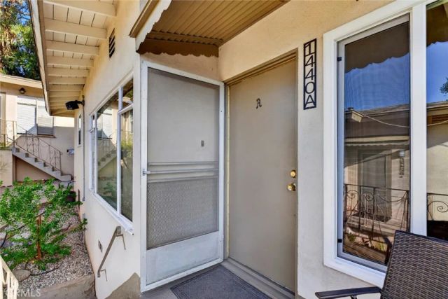 1440 Verd Oaks Dr A, Glendale, CA 91205