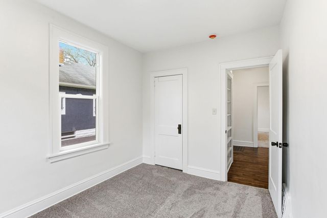 1311 30th Avenue N, Minneapolis, MN 55411
