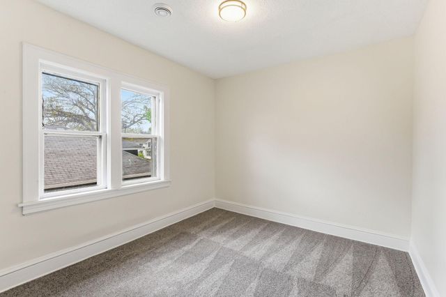 1311 30th Avenue N, Minneapolis, MN 55411