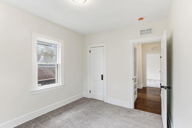 1311 30th Avenue N, Minneapolis, MN 55411