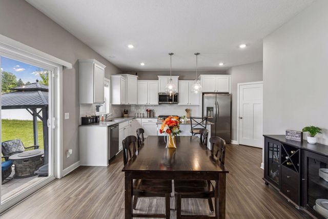 540 Waterford Place, Waconia, MN 55387