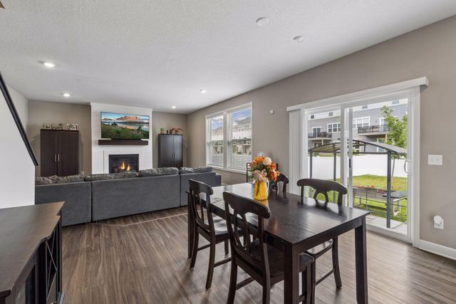 540 Waterford Place, Waconia, MN 55387