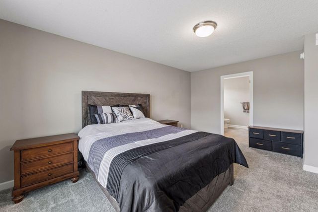 540 Waterford Place, Waconia, MN 55387