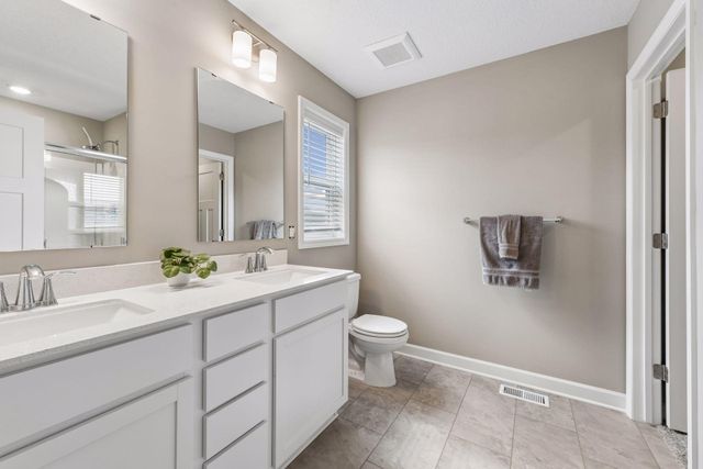 540 Waterford Place, Waconia, MN 55387