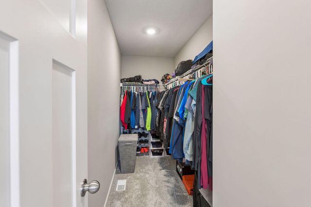 540 Waterford Place, Waconia, MN 55387