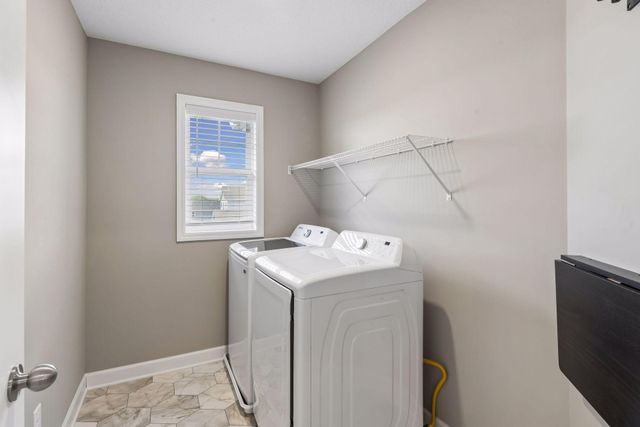 540 Waterford Place, Waconia, MN 55387