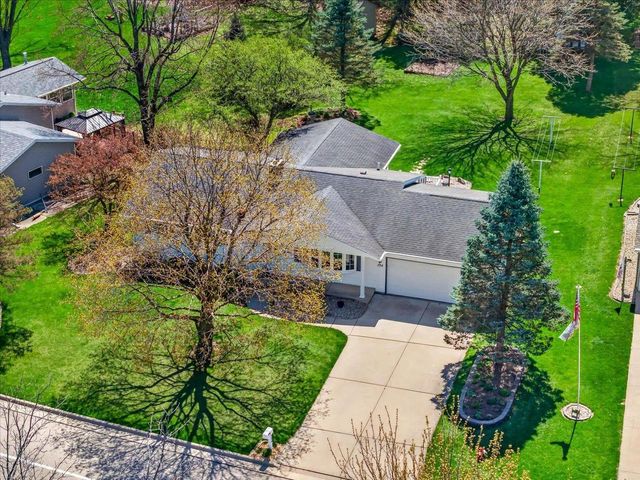 324 Nine Mound Road, Verona, WI 53593