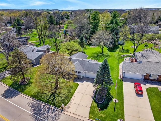 324 Nine Mound Road, Verona, WI 53593