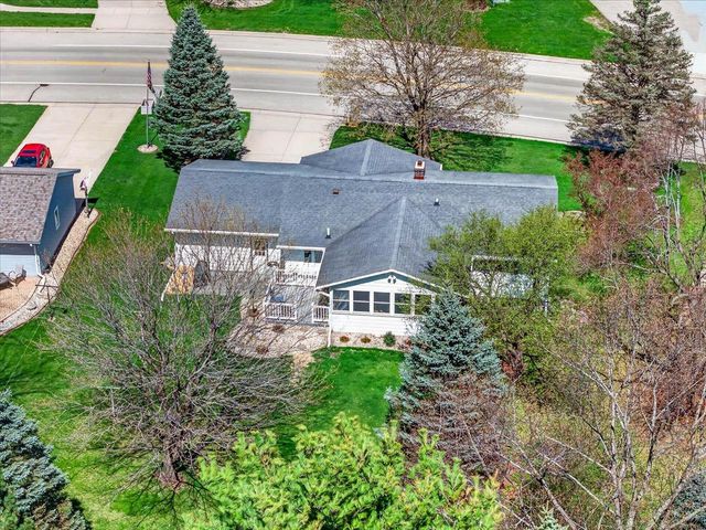 324 Nine Mound Road, Verona, WI 53593