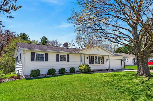 324 Nine Mound Road, Verona, WI 53593