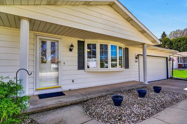 324 Nine Mound Road, Verona, WI 53593
