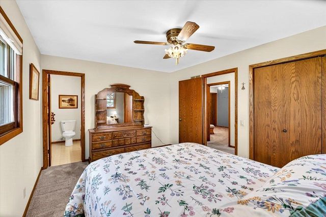 324 Nine Mound Road, Verona, WI 53593