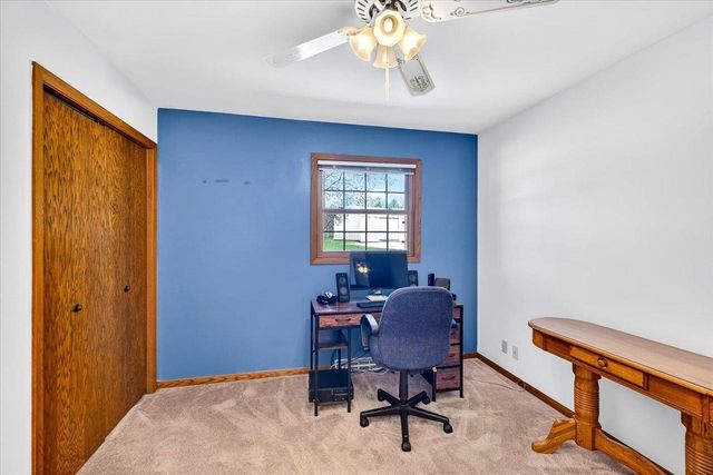 324 Nine Mound Road, Verona, WI 53593