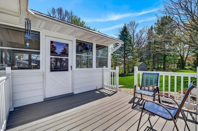 324 Nine Mound Road, Verona, WI 53593