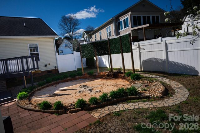 1009 Preston Drive, Lowell, NC 28098