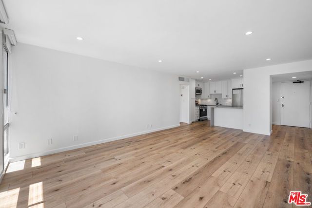 800 W 1st Street 2606, Los Angeles, CA 90012