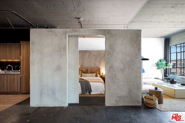 1855 Industrial Street 421, Los Angeles, CA 90021