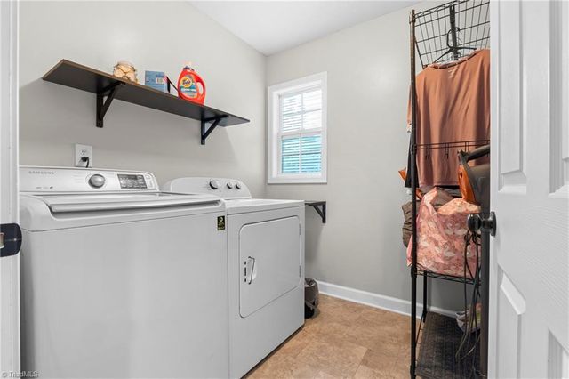 206 Princeton Crossing, Thomasville, NC 27360