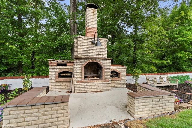 206 Princeton Crossing, Thomasville, NC 27360