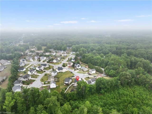 206 Princeton Crossing, Thomasville, NC 27360