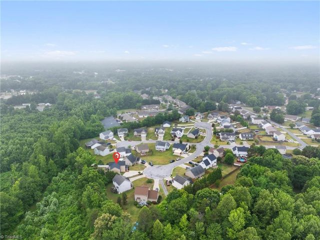 206 Princeton Crossing, Thomasville, NC 27360