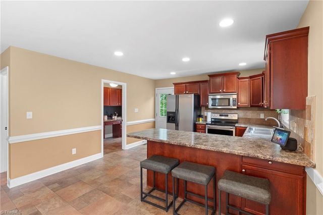 206 Princeton Crossing, Thomasville, NC 27360