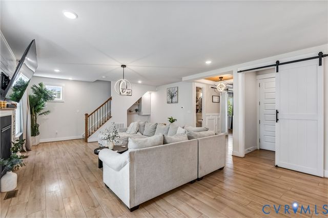 7125 Jones Run Ln, Moseley, VA 23120