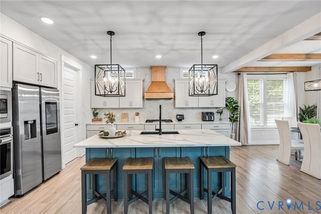 7125 Jones Run Ln, Moseley, VA 23120