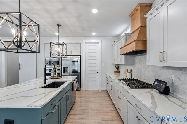 7125 Jones Run Ln, Moseley, VA 23120
