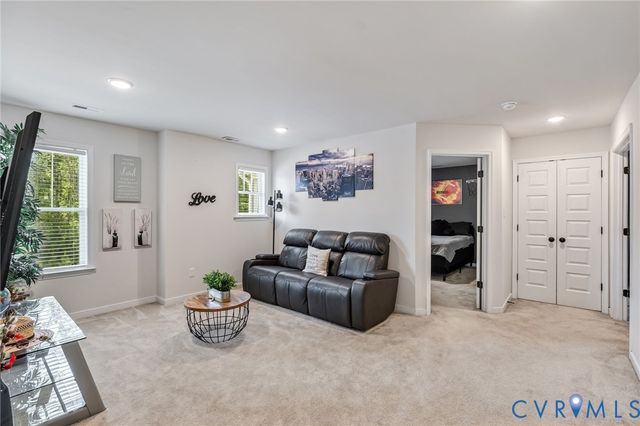 7125 Jones Run Ln, Moseley, VA 23120