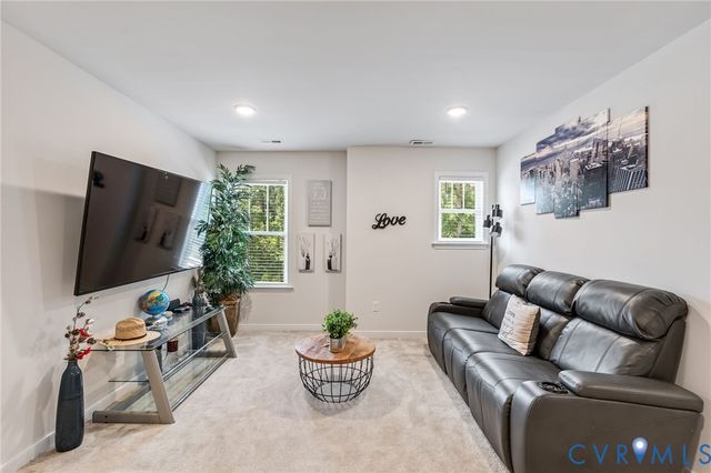 7125 Jones Run Ln, Moseley, VA 23120