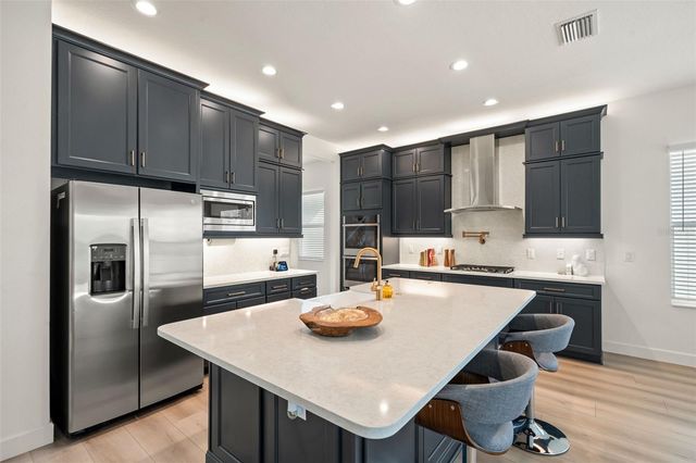 32208 ROSEWOOD MEADOW LANE, Wesley Chapel, FL 33543