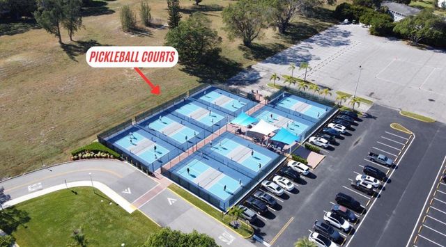 125 Newport I 125, Deerfield Beach, FL 33442