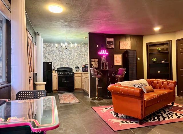 33064 Arrowbear, Running Springs, CA 92382