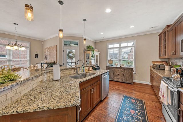 475 Deer Run CIR, Salem, VA 24153