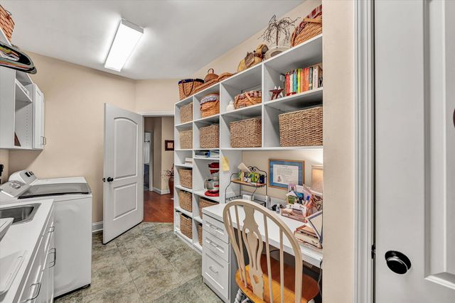 475 Deer Run CIR, Salem, VA 24153